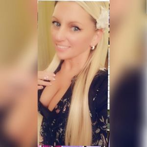 Meet your Posher, Nikki